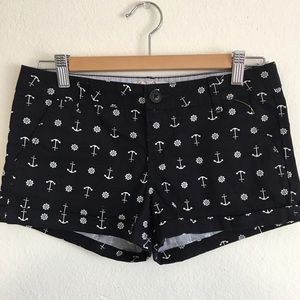 Anchor shorts